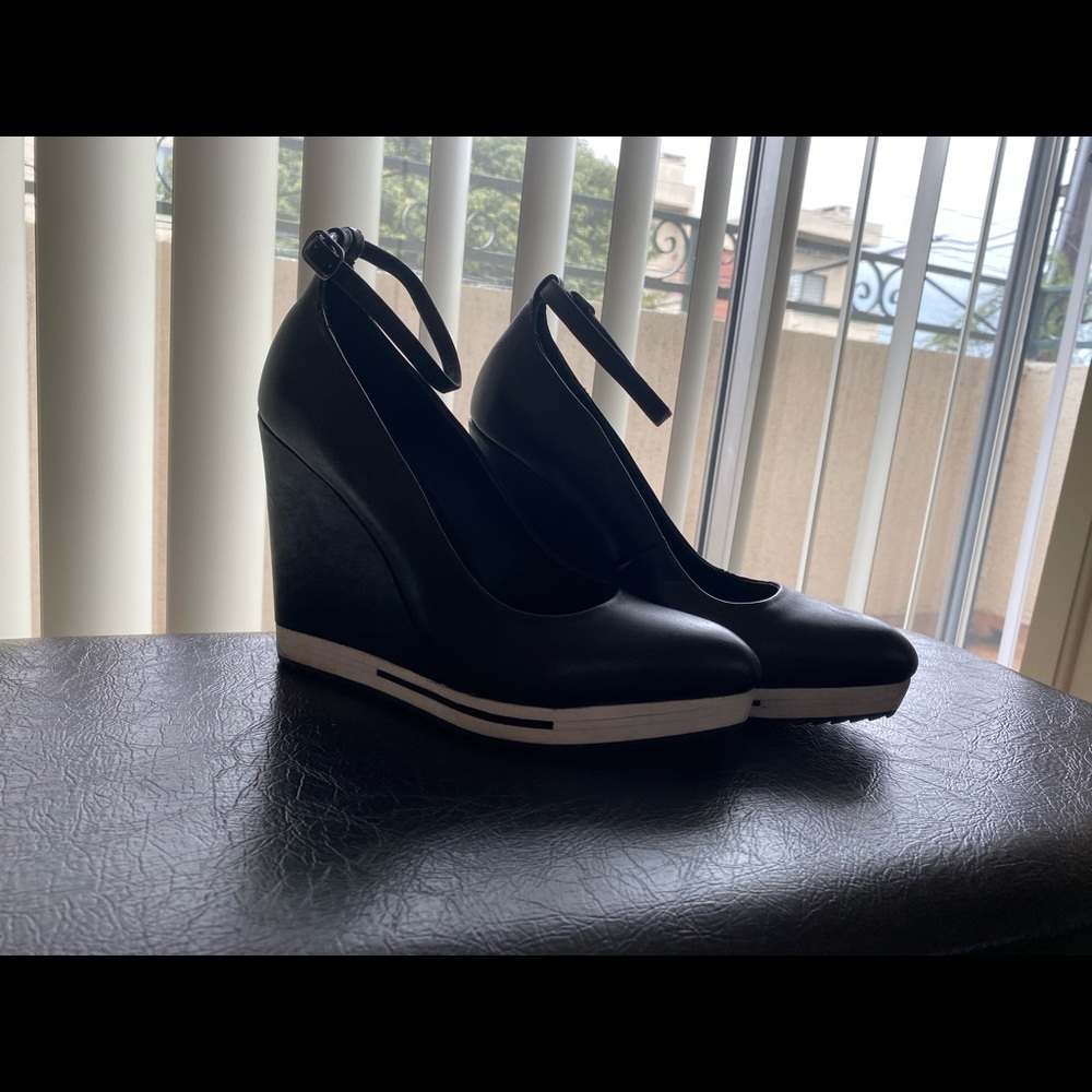 Aldo platforms